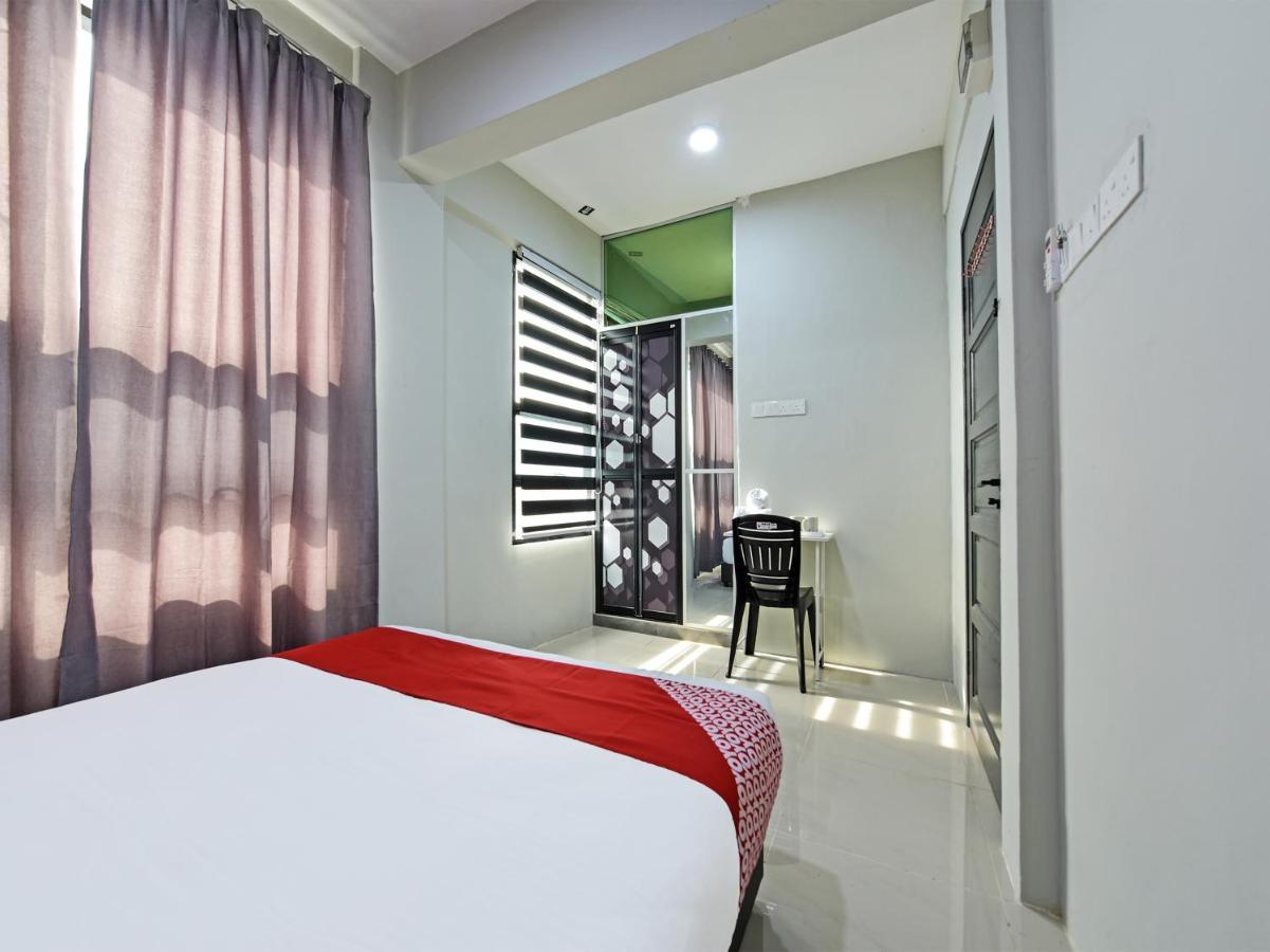 Oyo 90594 Hotel Casalink Paka Экстерьер фото
