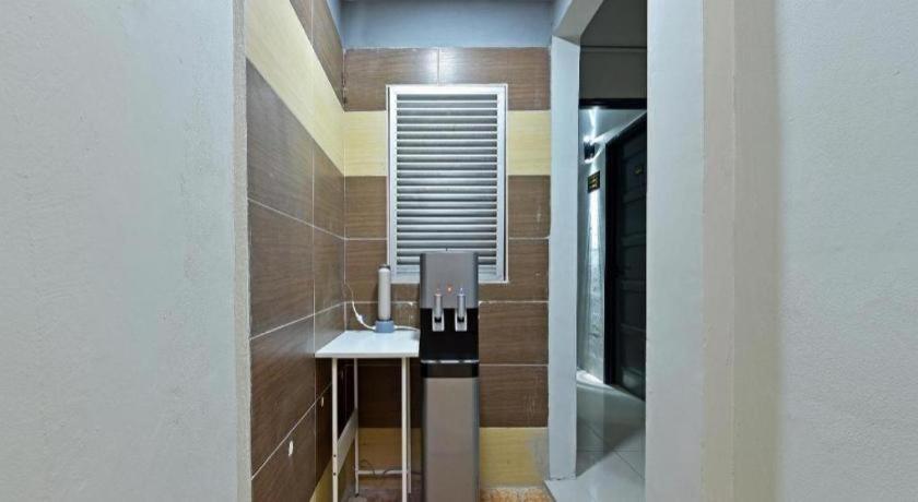 Oyo 90594 Hotel Casalink Paka Экстерьер фото